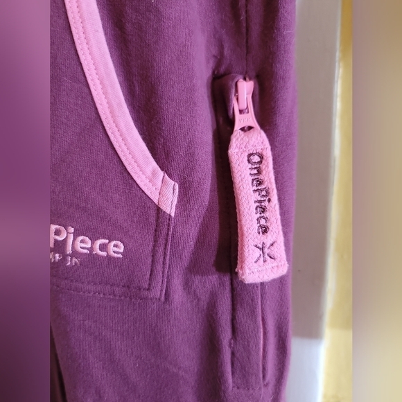 The Norwegian Original Onepiece Jumpsuit XS Pocket Zipper Hood Embroidered Logo - Picture 8 of 9